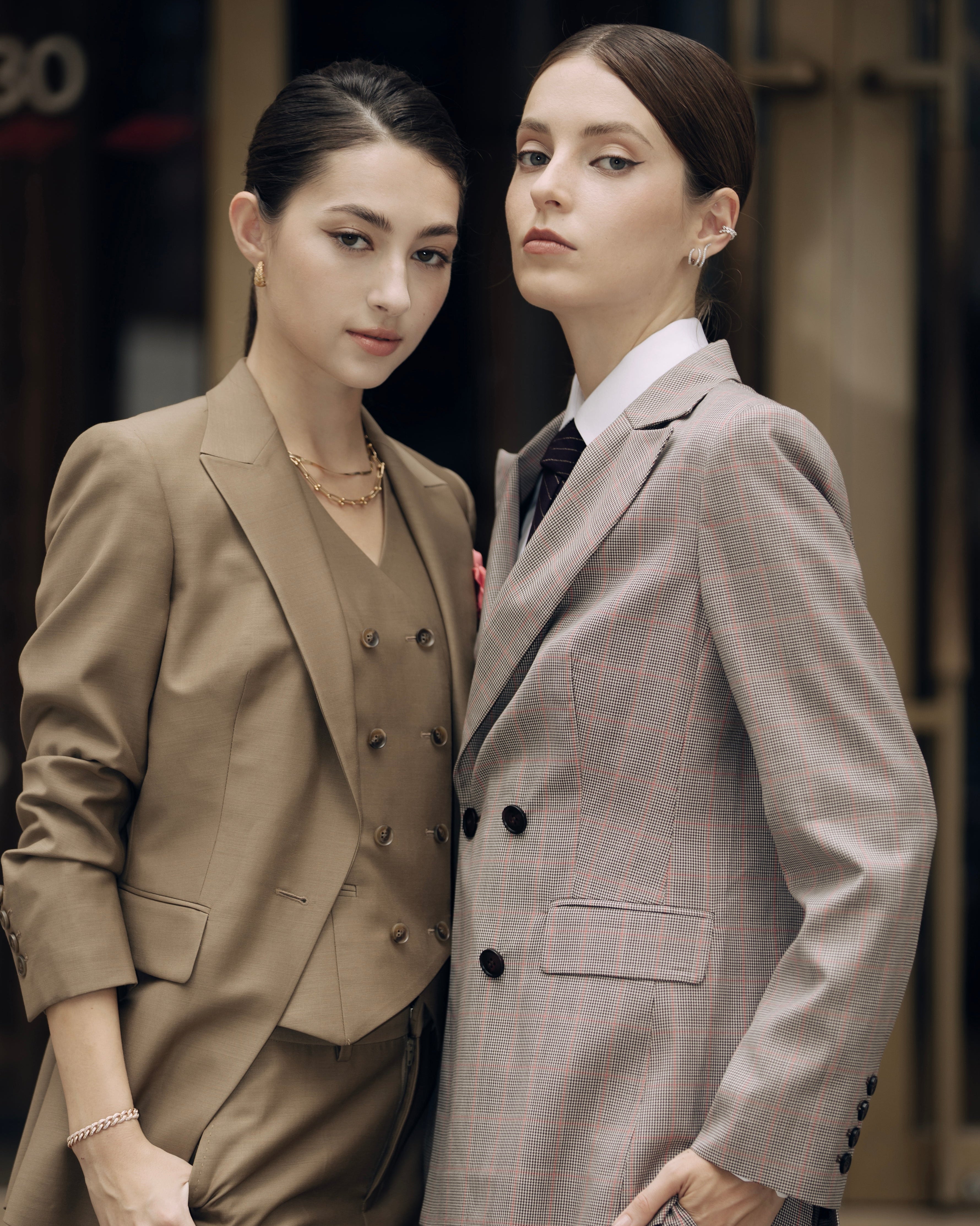 Elevate Your Professional Style - Modern Working Woman