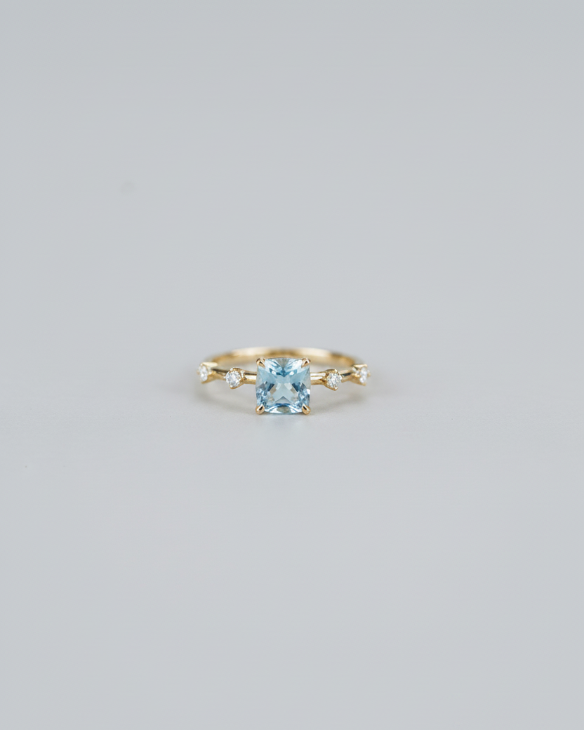 Cushion-Cut Aquamarine Diamond Ring