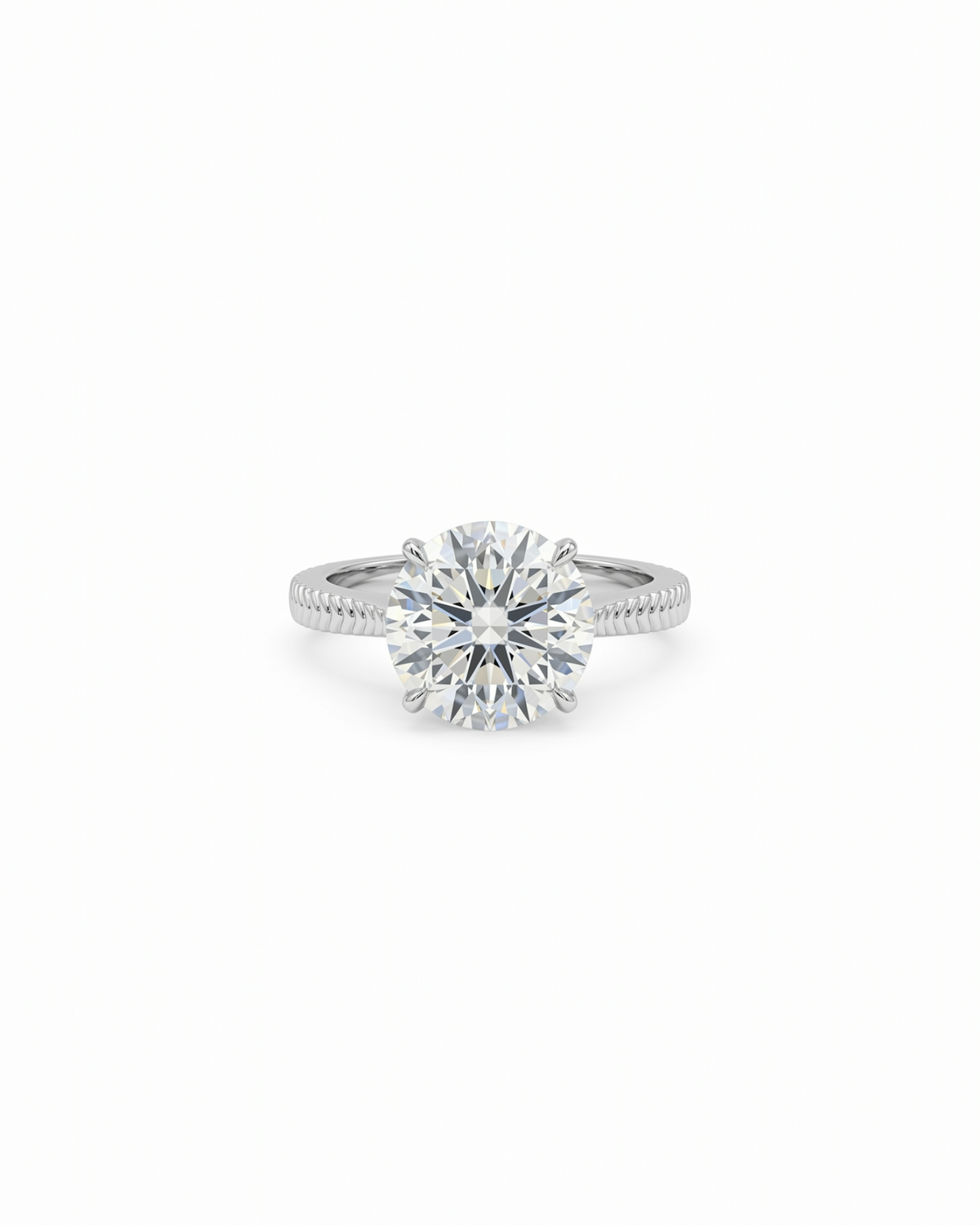 Round-Shaped Engagement Diamond Ring
