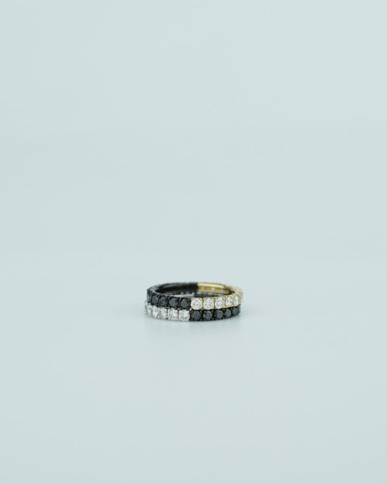 Coil White and Black Diamond Ring