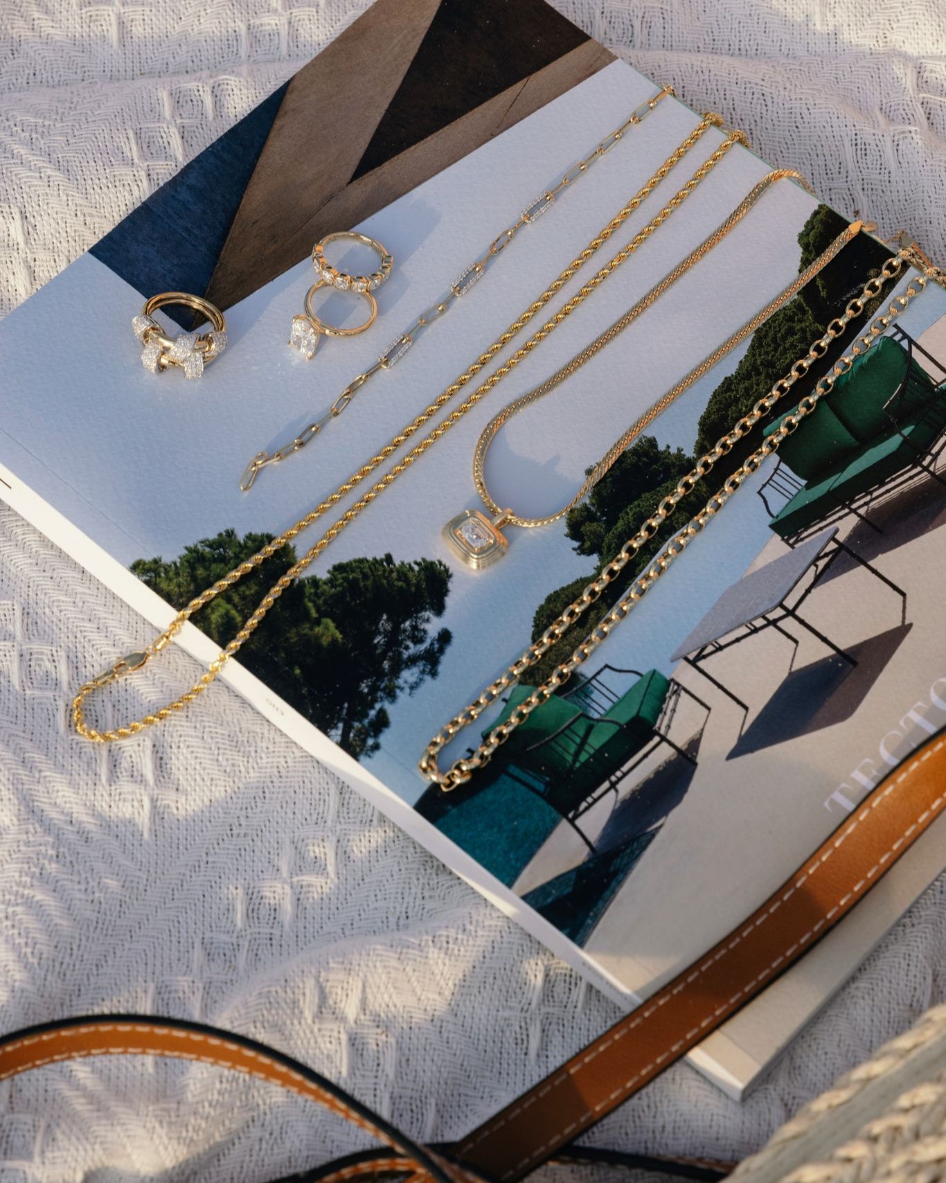 Diamond Chain Link Bracelet (with alternating diamonds and plain links)