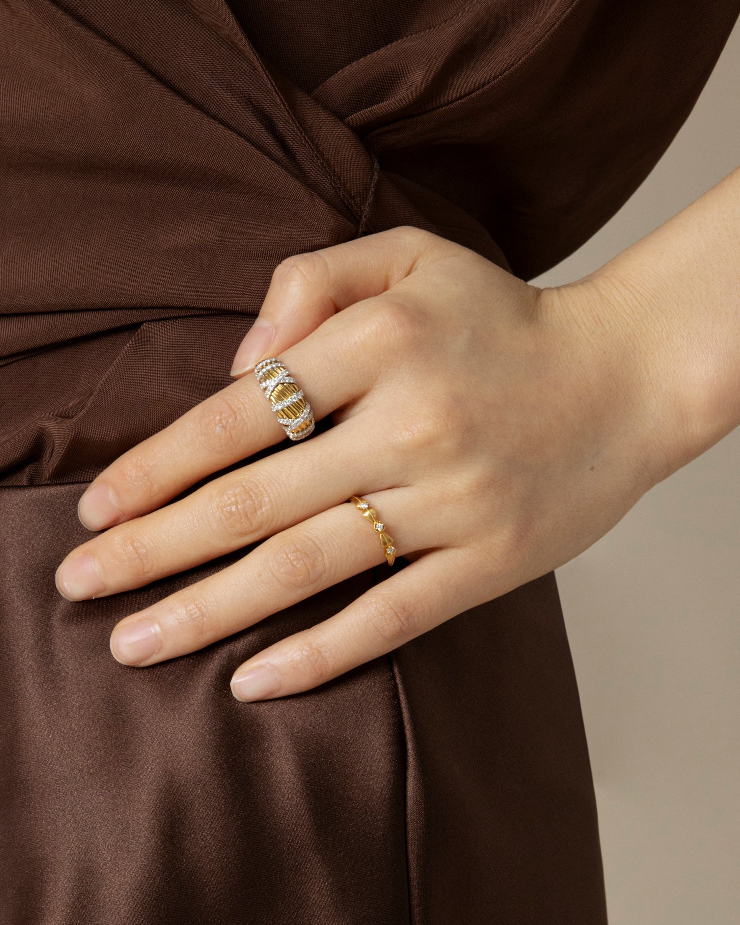 Twisted Ribbon Textured Gold and Diamond Ring
