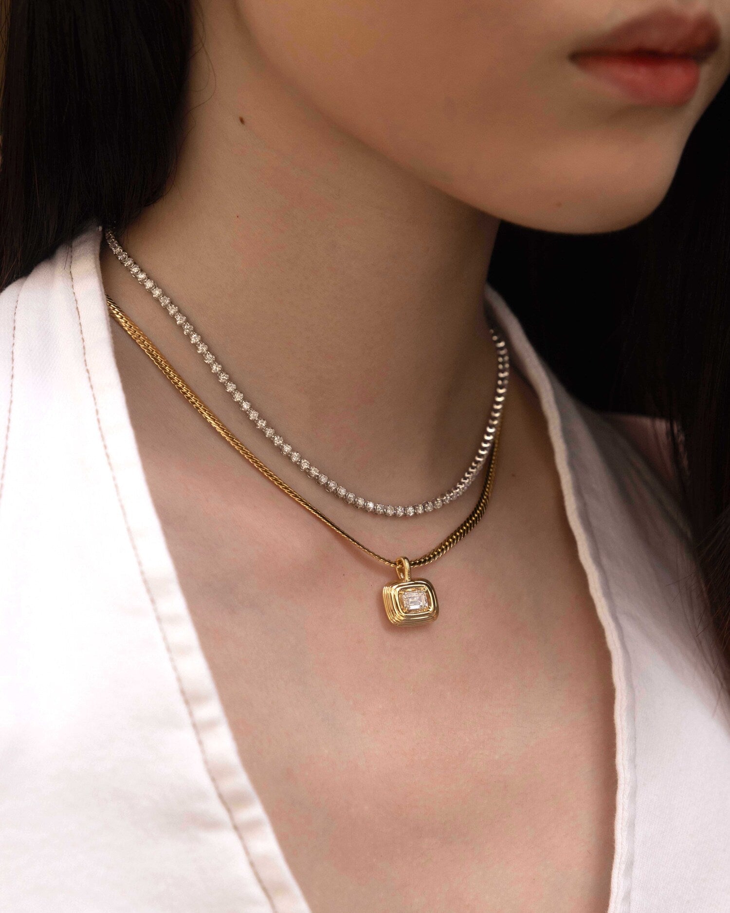 Mille-Feuille Emerald-Cut Diamond Pendant