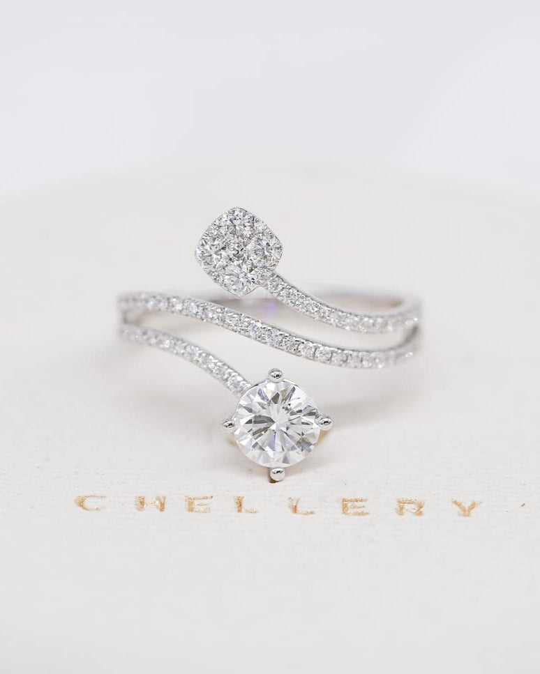 Elegant 3 Waves Diamond Ring