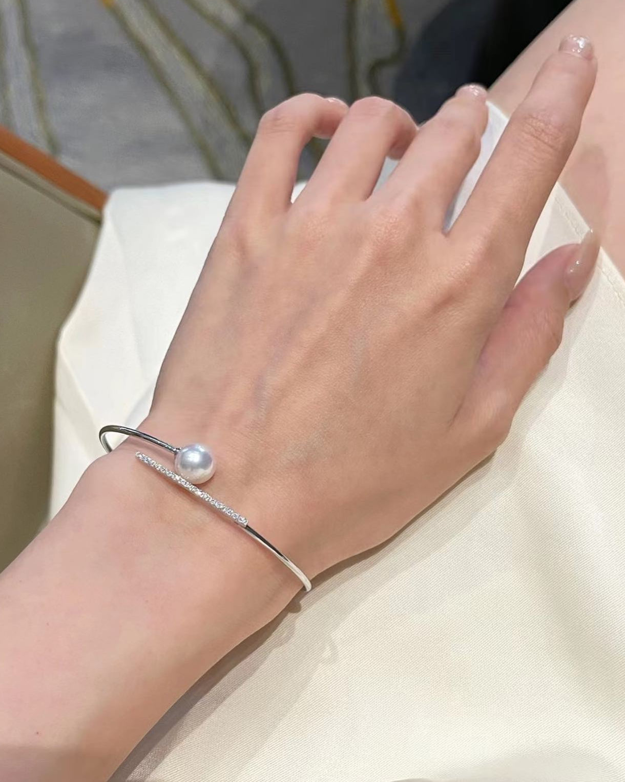 Luminous Pearl & Diamond Bangle