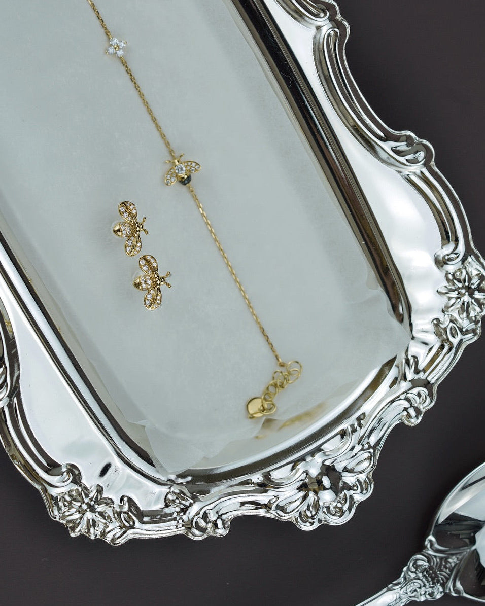 the Royal Bee Bracelet