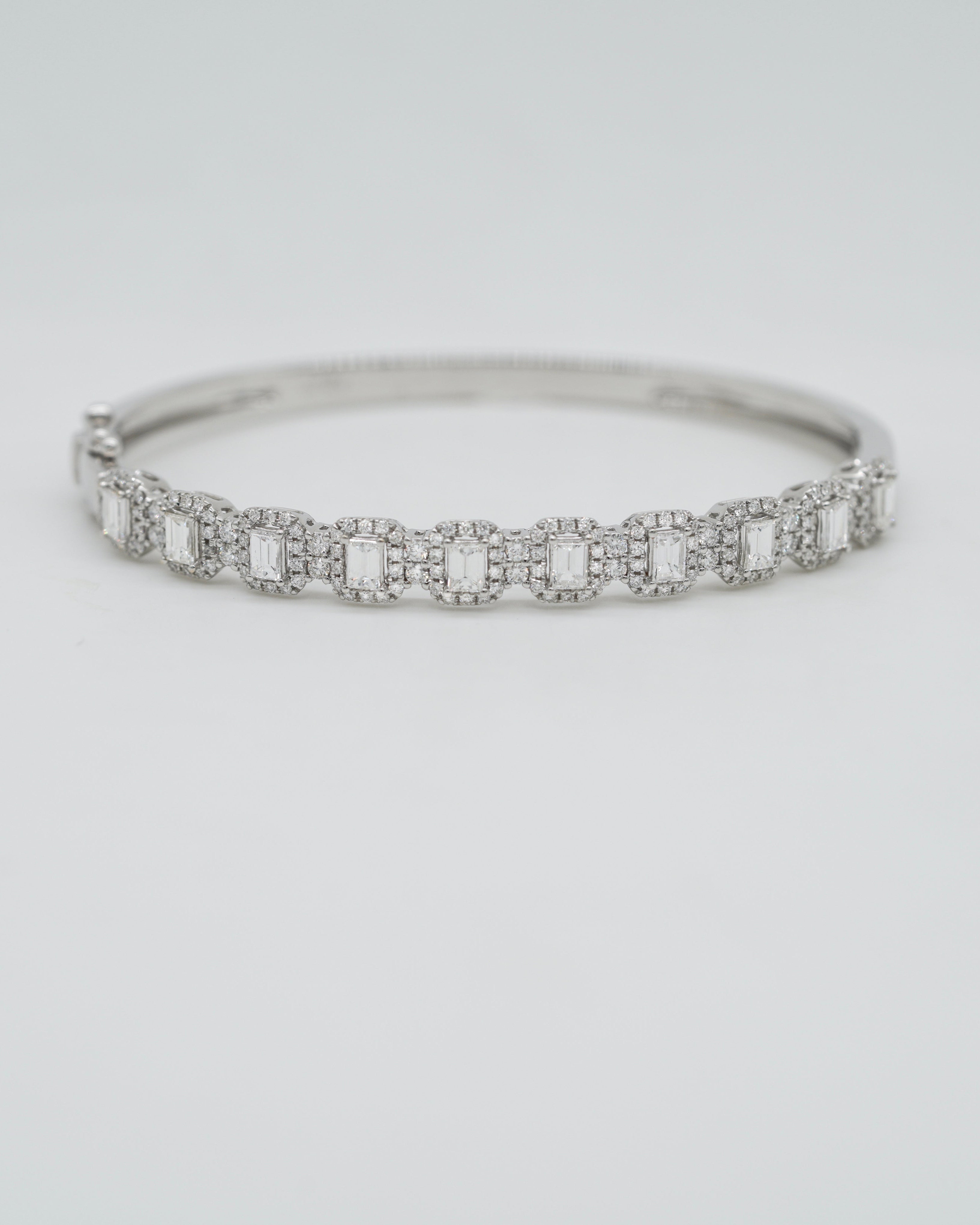 Emerald-shaped Diamond Bangles