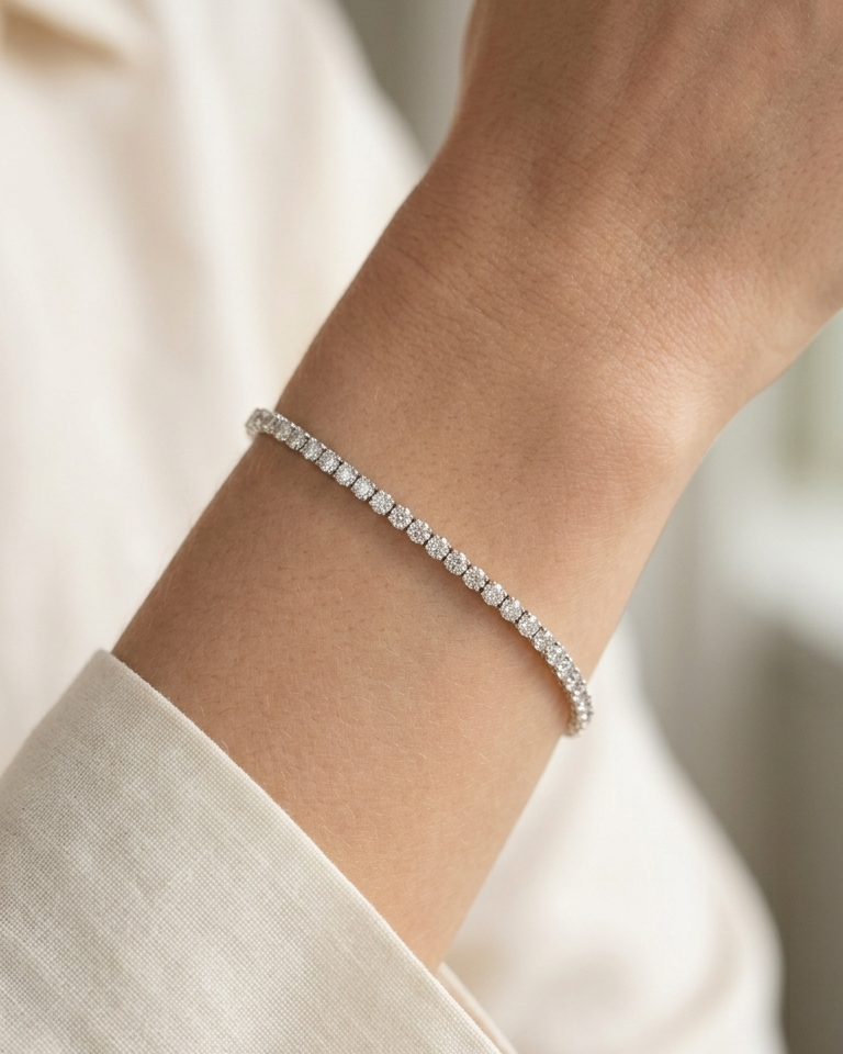 1 Pointer Round Cut Diamond Tennis Bracelet