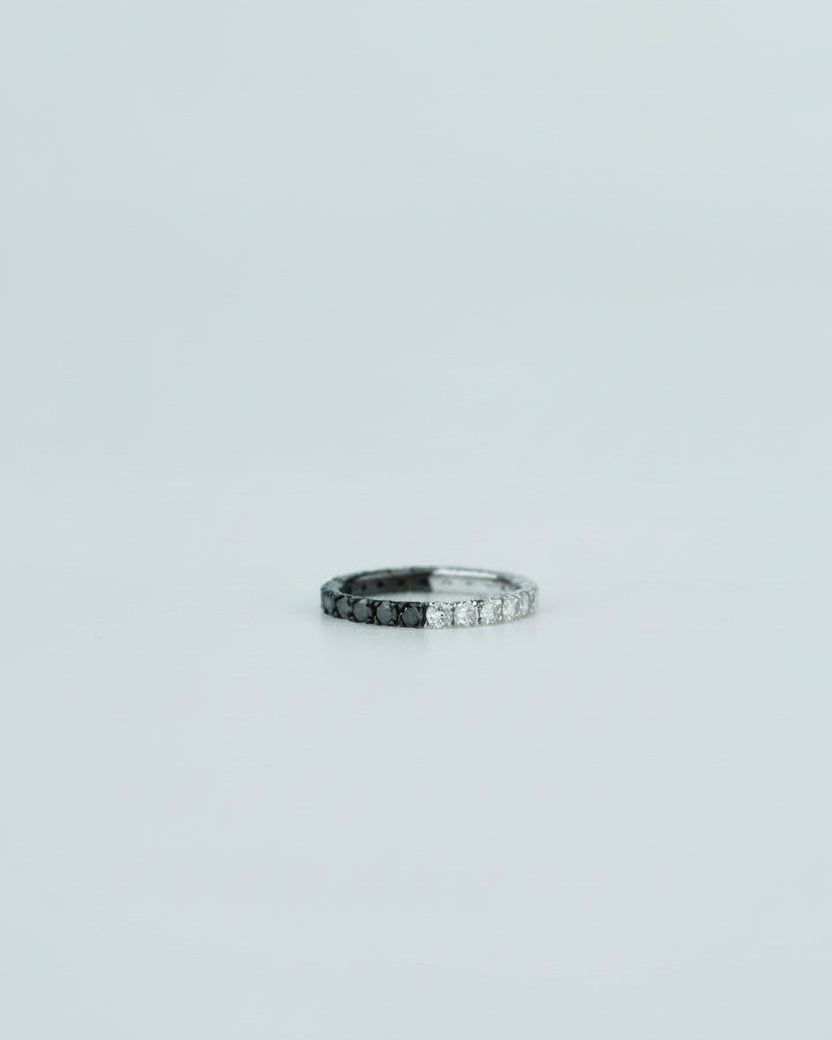 Coil White and Black Diamond Ring