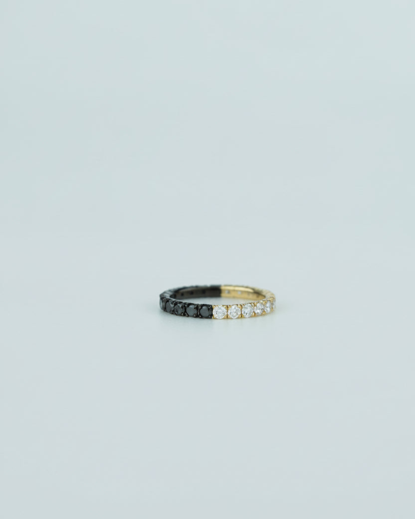 Coil White and Black Diamond Ring